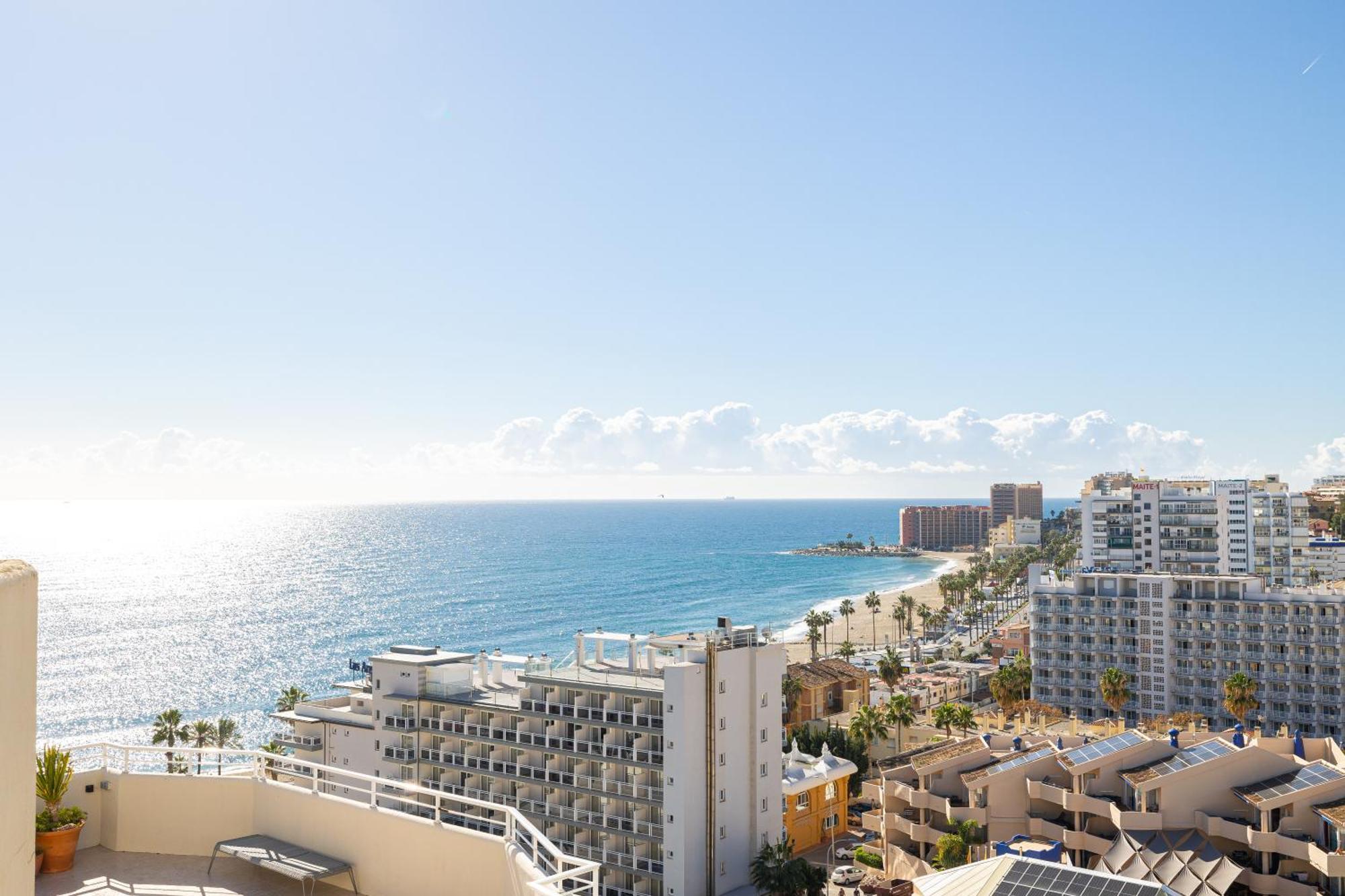 Holidays2Benal Beach Terraza Solarium Беналмадена Екстериор снимка