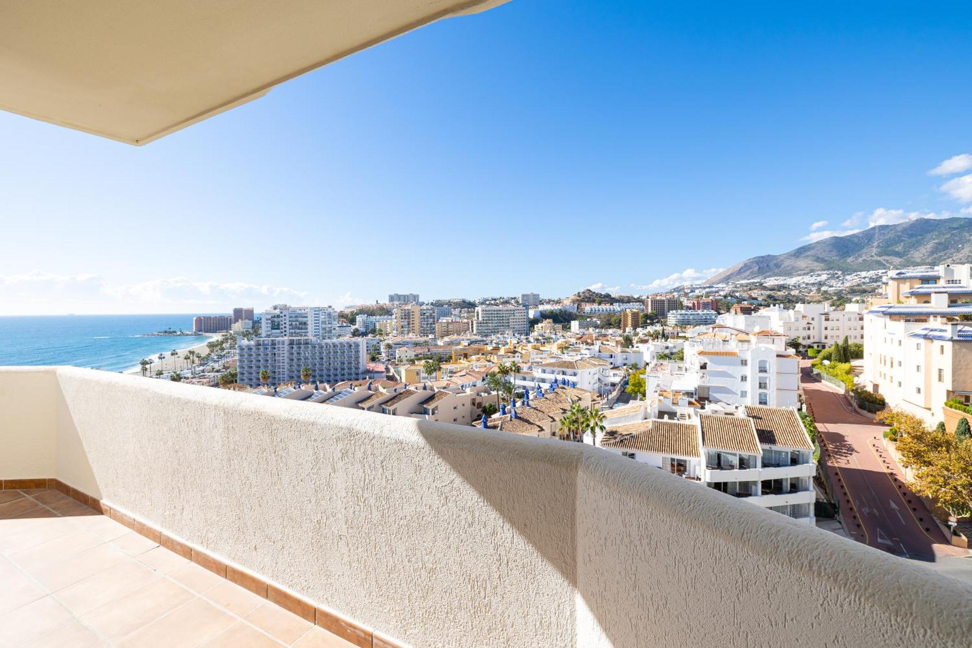 Holidays2Benal Beach Terraza Solarium Беналмадена Екстериор снимка
