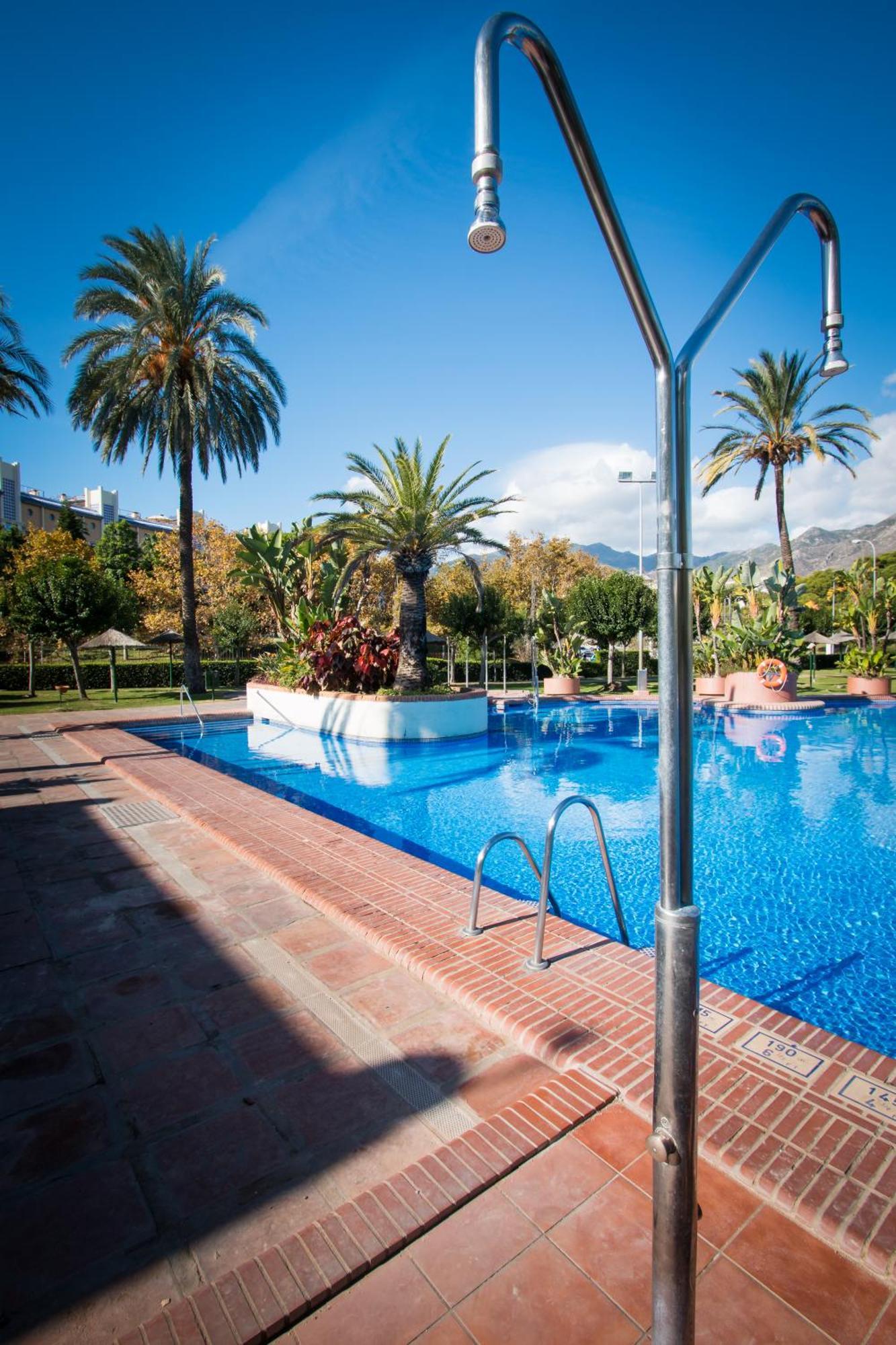 Holidays2Benal Beach Terraza Solarium Беналмадена Екстериор снимка